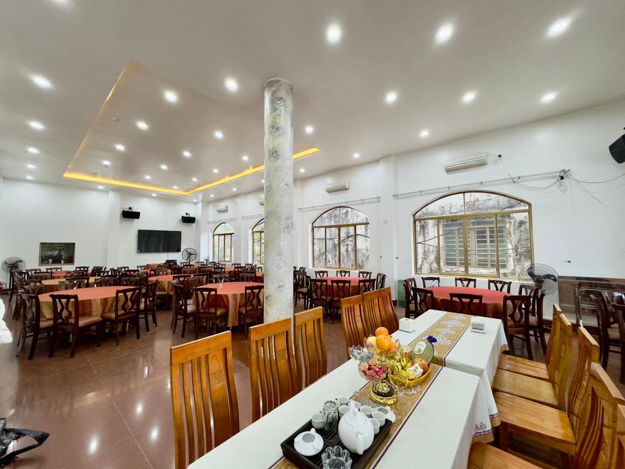 Cat Ba Plaza Hotel Dong Khe Sau Exterior foto